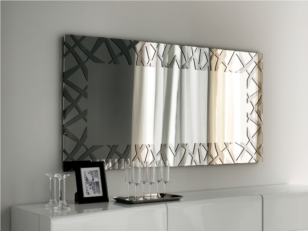 How To Choose A Statement Wall Mirror