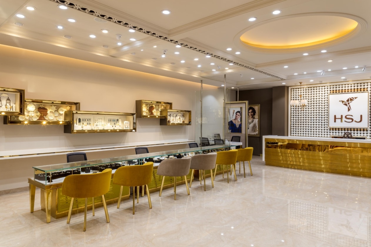 Gold 2025 jewellery showroom