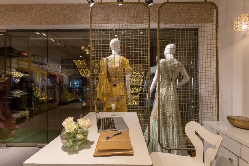 Boutique Design: Fusion of Indian Traditional Elements With ...