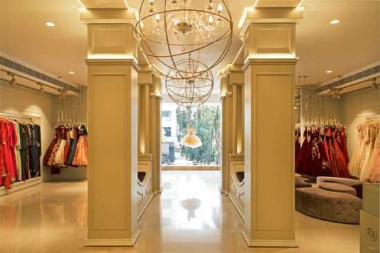 Minimalistic Style With Pristine White Interiors Boutique Design ...