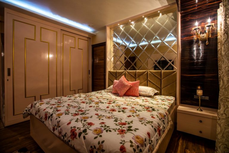 Attaining Equilibrium into a Luxurious Space | Kamal Kavita Interiors ...
