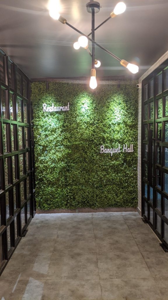 Decorative Restaurant Ambience | Tripleadesignlab - The Architects Diary
