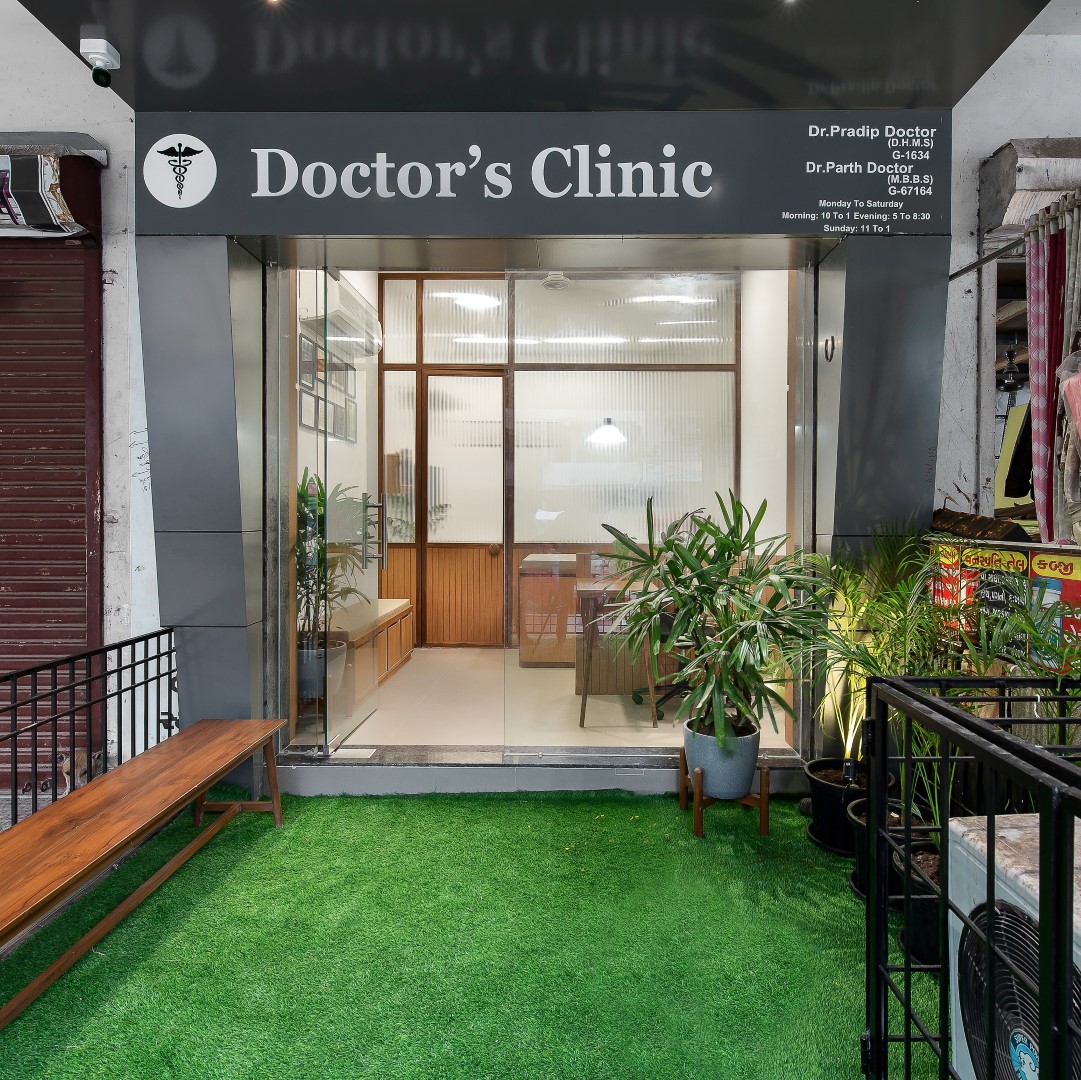 Doctor S Clinic Interior Ananta Interiors The Architects