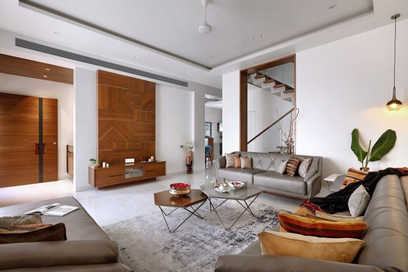 Integrated House With Indo-ethnic Charm | Nirmanam Design Studio - The ...