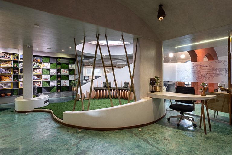 Unconventional And Dynamic Office Space Design | Chitte Architects ...