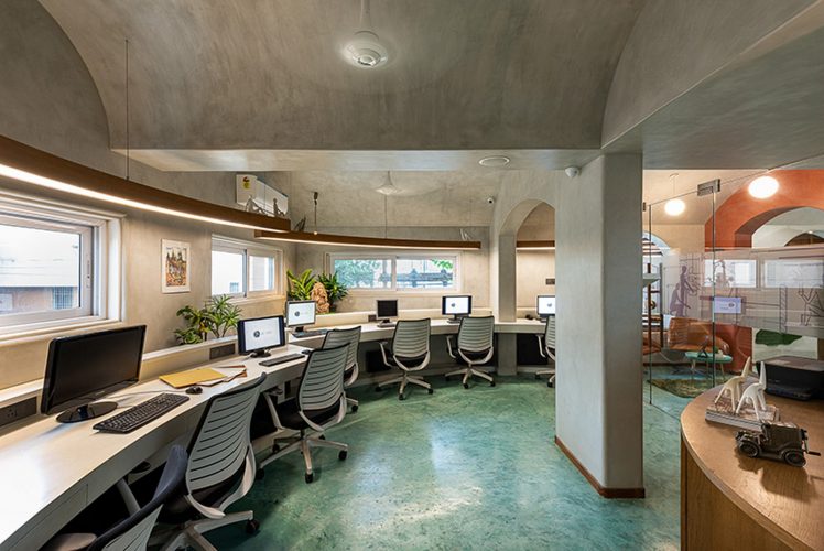 Unconventional And Dynamic Office Space Design | Chitte Architects ...