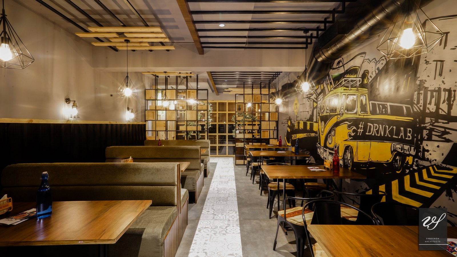 DRNK Lab Cafe Fusion Of Contemporary And Rustic Trends Shreenda