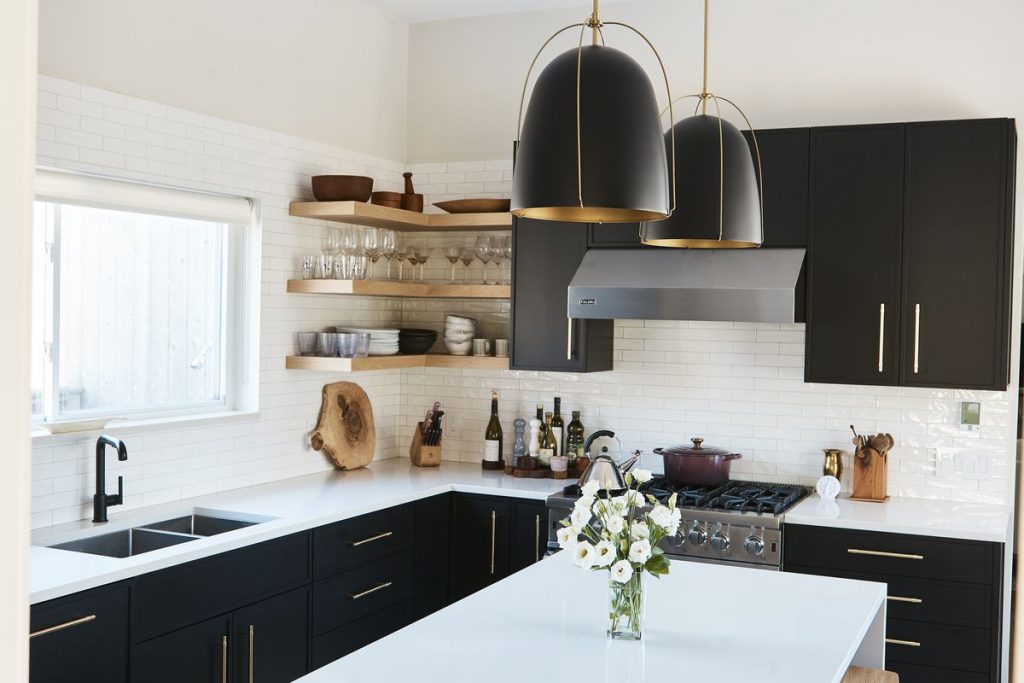 How Can Black Kitchen Cabinets Make a Small Kitchen Look Good? - The Architects Diary