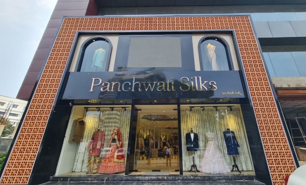 A Fashion Boutique Store Speaking Dynamism With Tinge Of Traditional  Element Nikhil Jain Architects The Architects Diary