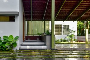 A Residence Designed In Kerala Encompassing Balanced Play Of Geometric ...