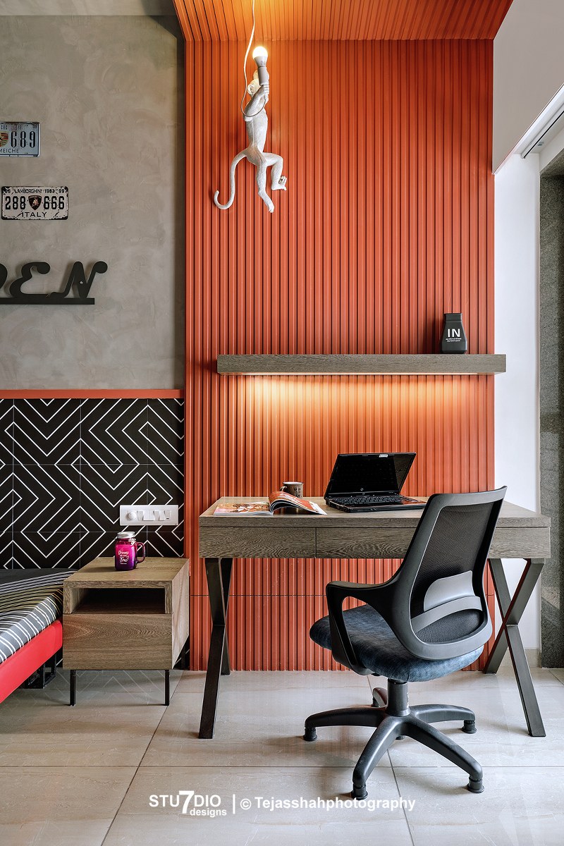 A Blend of Contemporary Decor with A Touch of Antiquity | Studio 7 ...