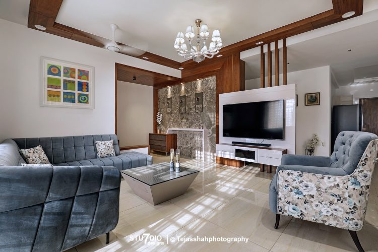 A Blend of Contemporary Decor with A Touch of Antiquity | Studio 7 ...