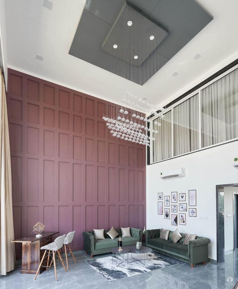 Chic and Regal Upscale Riverside Villa | Design Studio Associates - The ...