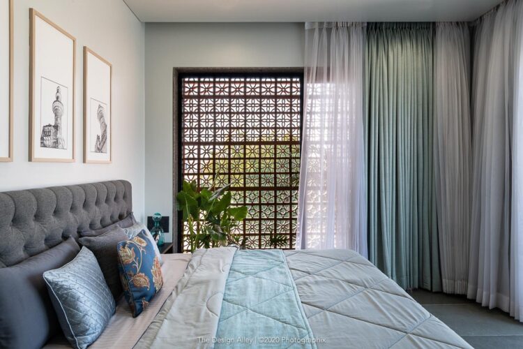 Minimalistic and Climate Responsive Residence Imparting Calmness | The ...