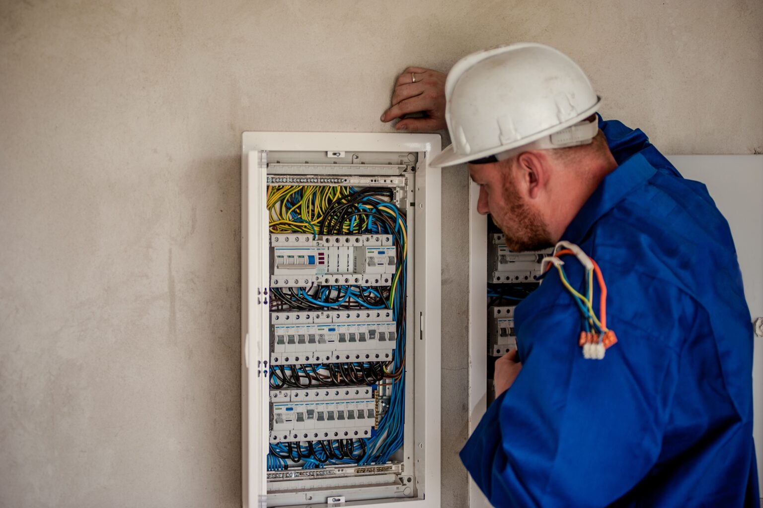 All about a Commercial Electrician The Architects Diary