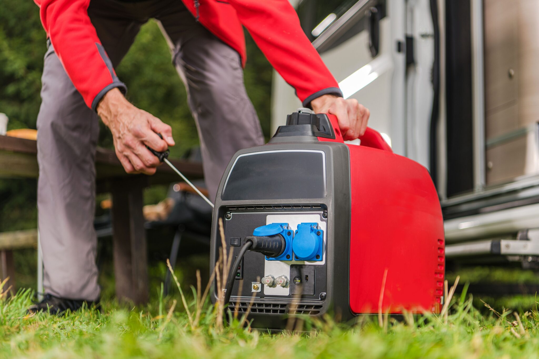 5 Key Benefits Of Having A Suitcase Generator At Home The Architects