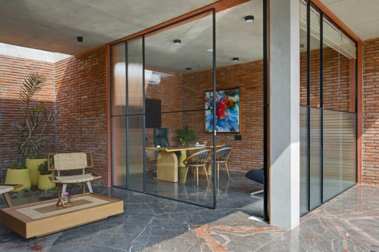 Fresh Look at Site Office Design With Minimum Carbon Footprints