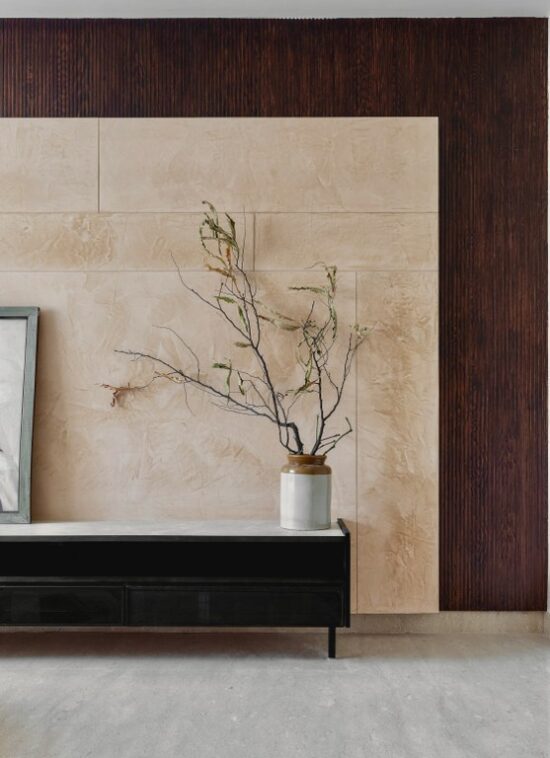 Space that Exudes Simplicity, Texturally Rich Yet Minimal | House Of ...