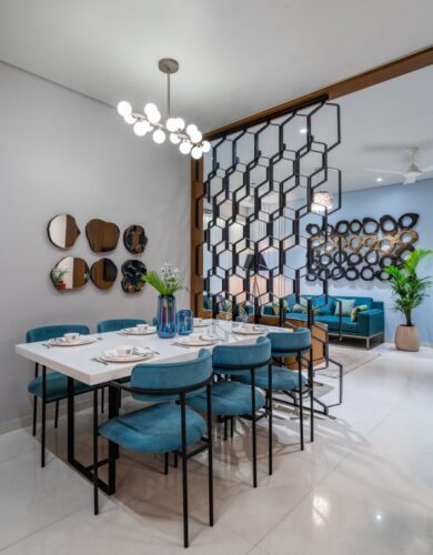 Impressions of Vivid Palette and Composed Layout breathes Life into ...