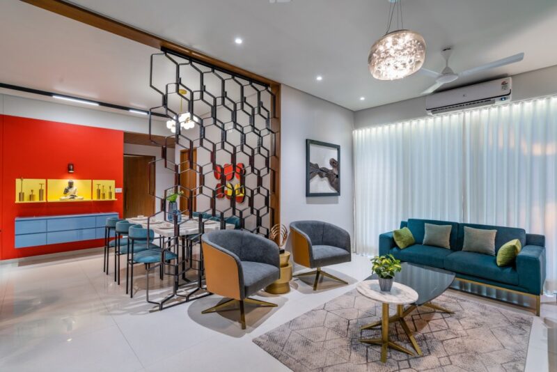 Impressions of Vivid Palette and Composed Layout breathes Life into ...
