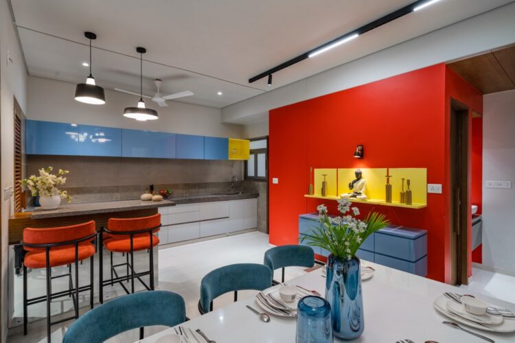 Impressions of Vivid Palette and Composed Layout breathes Life into ...