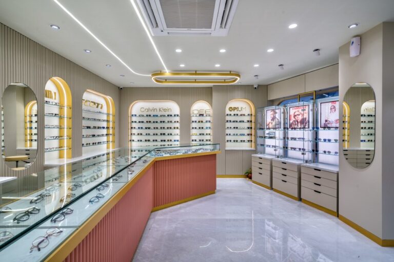 Eyewear Retail Design that Harmoniously Blends Modernity and Elegance