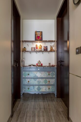 Comforts Of Modern Luxuries Infused With Traditional Characteristics Of ...