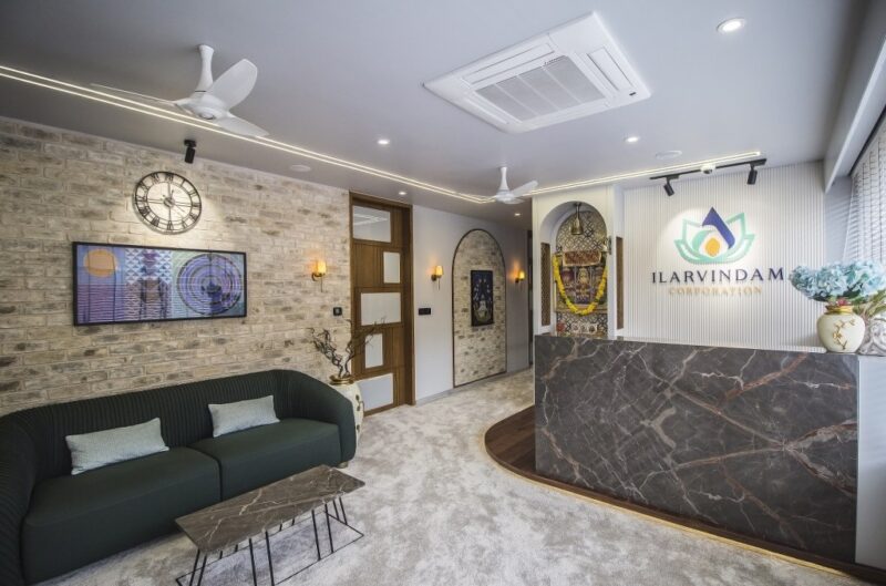 Luxurious Interior Camouflaged With Earthen Elements | Bhavin Amrutiya ...