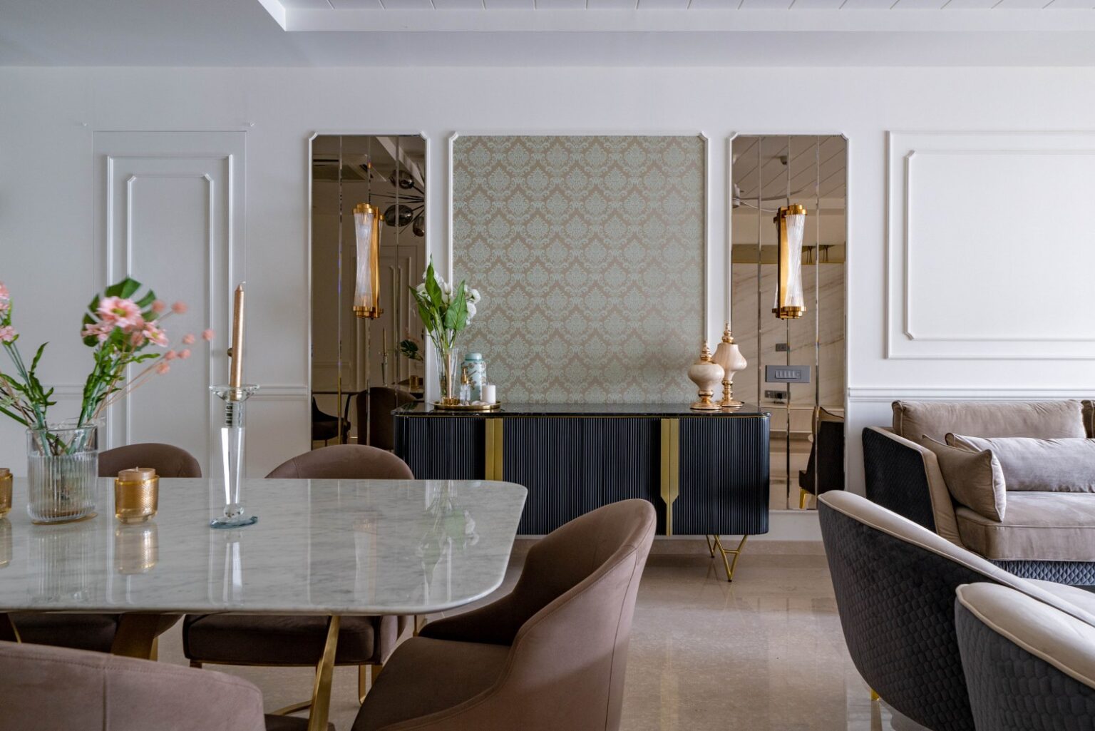 The Interior Aesthetics Effortlessly Encompass A Casual And Cozy ...