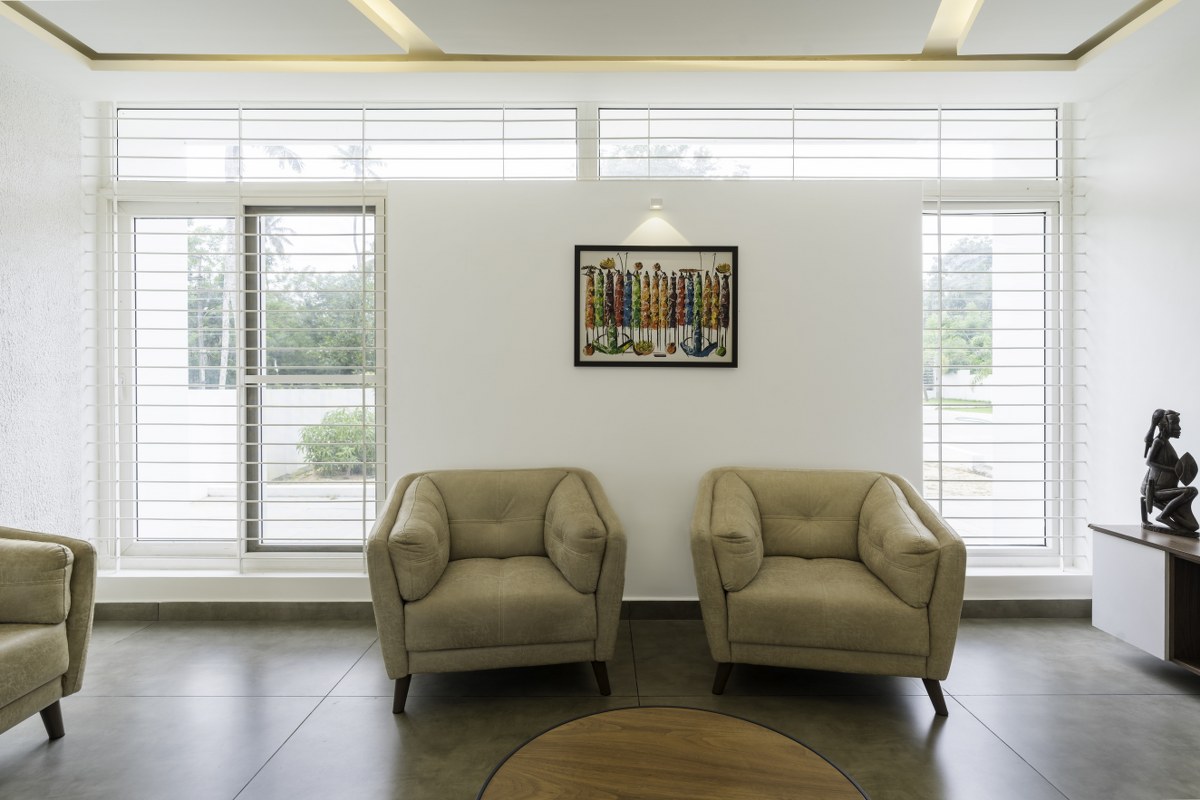 Contemporary Modern House With Ample Natural Light And Ventilation ...