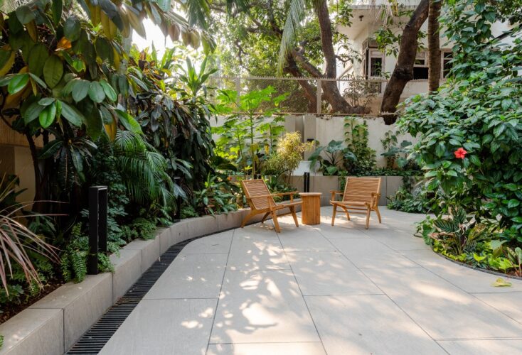 Refreshing Outdoor Spaces Creating A True Urban Oasis | STUDIO HASTA ...