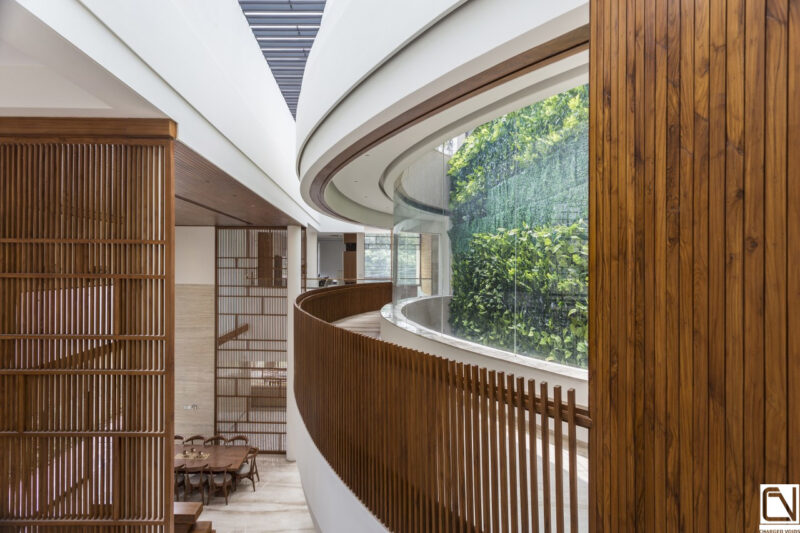 50 Elegant Railing Design Inspirations For Balconies & Staircases