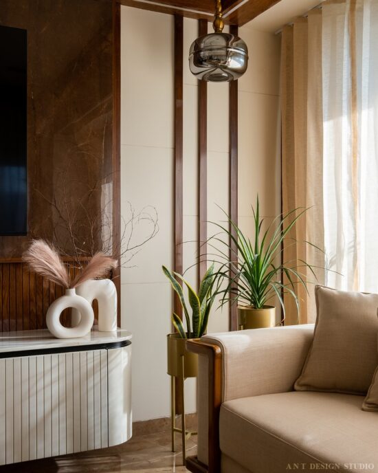 4 BHK Apartment Designed With Varied And Unique Colour Palettes | A N T ...