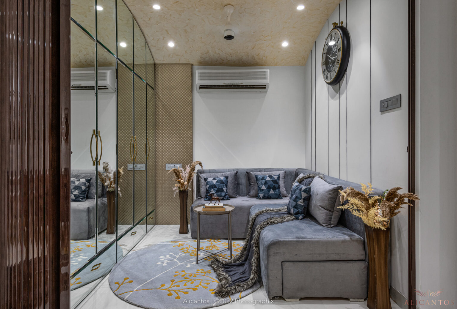 Illustration of Spacious Luxurious Apartment Ideas