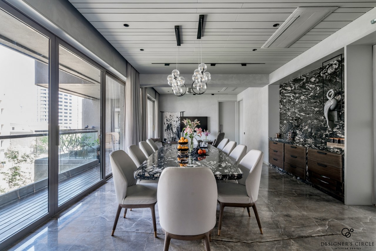 Finely-Tuned Elegance Reigning Supremeness In This 5BHK Apartment ...