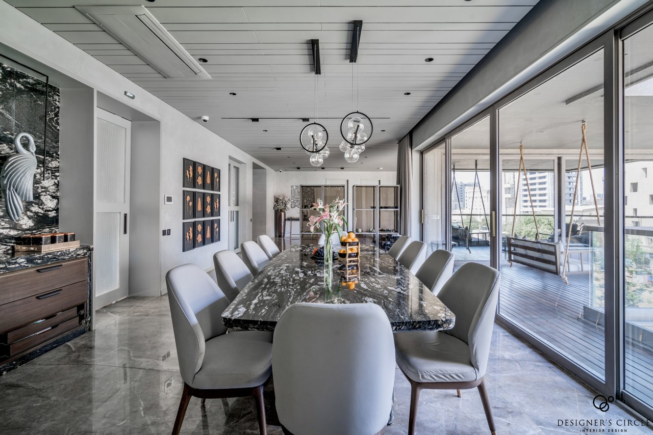 Finely-Tuned Elegance Reigning Supremeness In This 5BHK Apartment ...