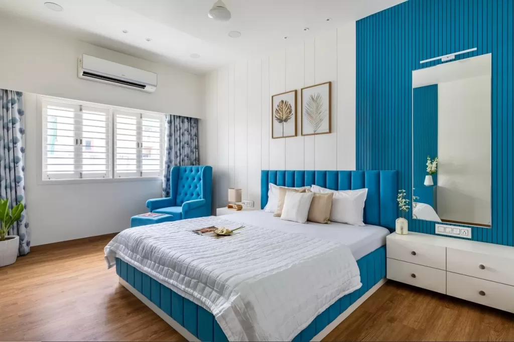 Blue And White Bedroom 