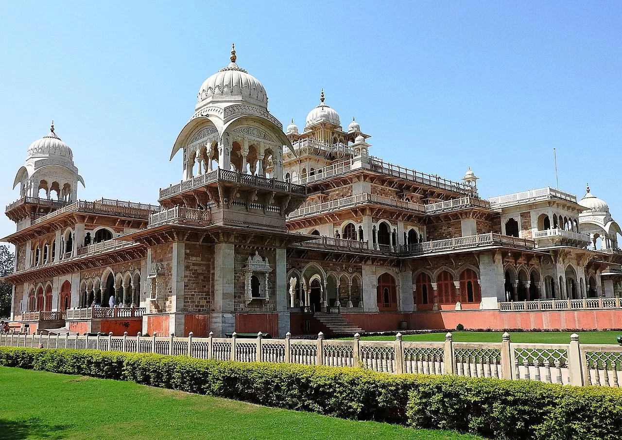 Indo Saracenic Architecture
