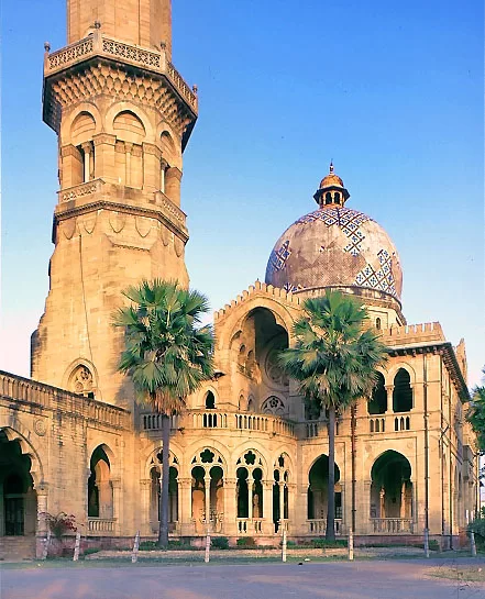 Indo Saracenic Architecture