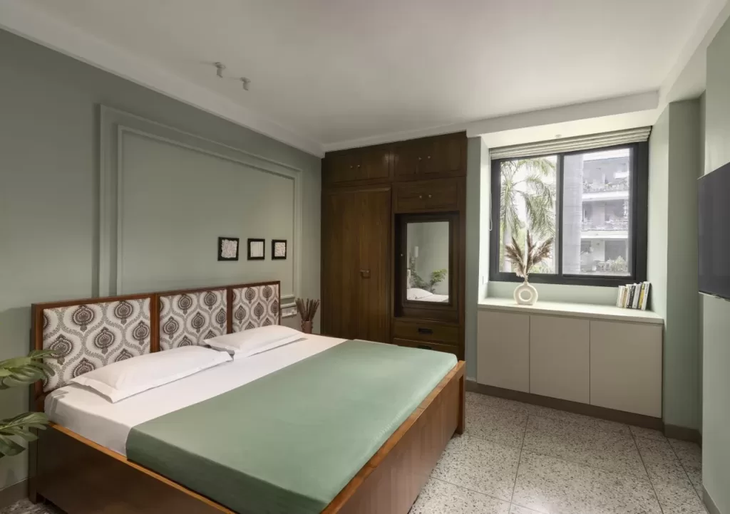 Green Bedroom Design