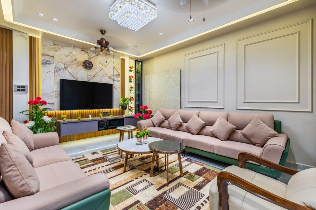 A Contemporary House Interior That Speaks The Language Of Vibrant ...