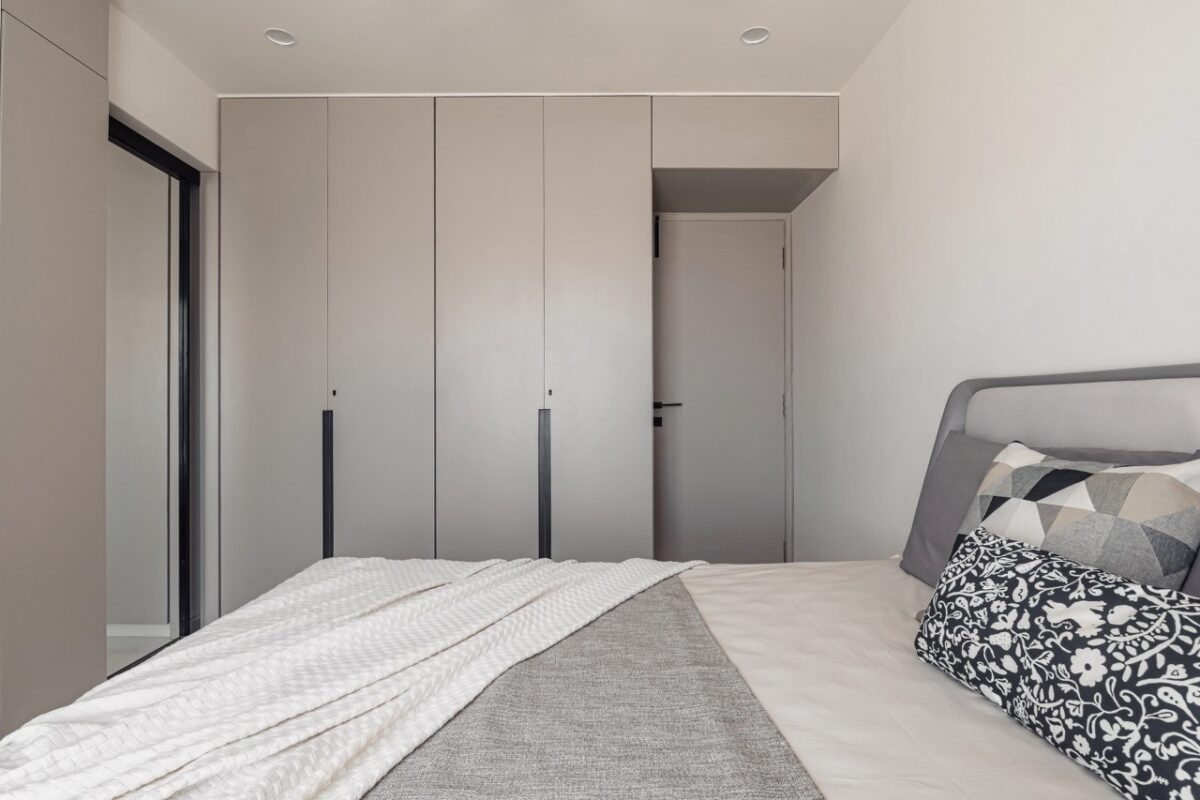 Image showcasing This Minimalist Home Design Offers A Fresh Perspective On Urban Living ...