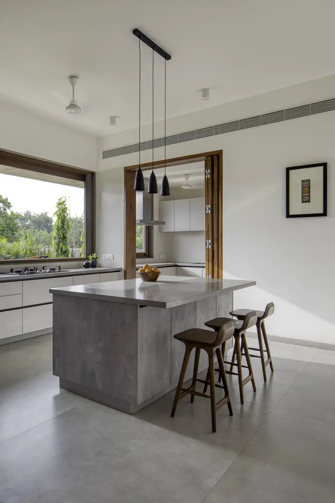 Kitchen Island With Seating