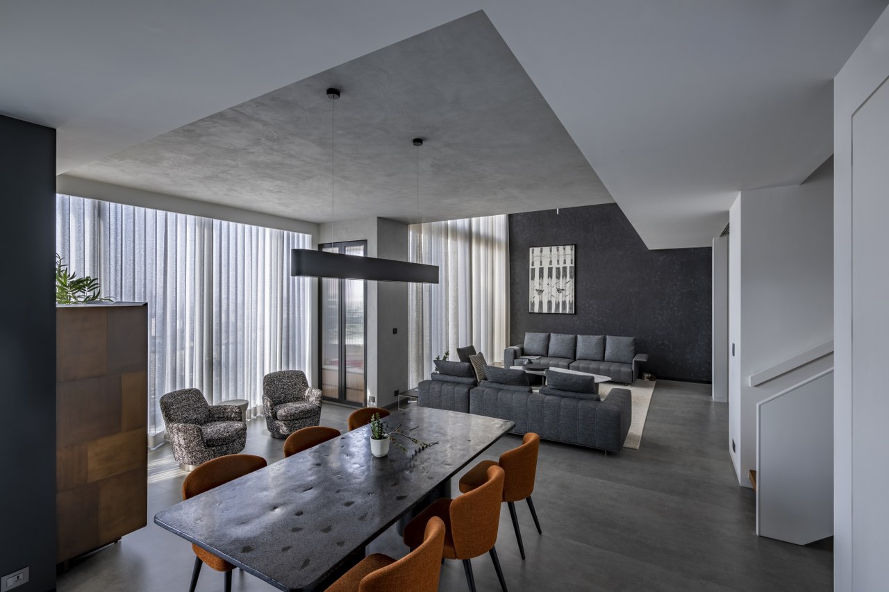 Curated visual reference: Curated High Rise Abodes Gallery View 47
