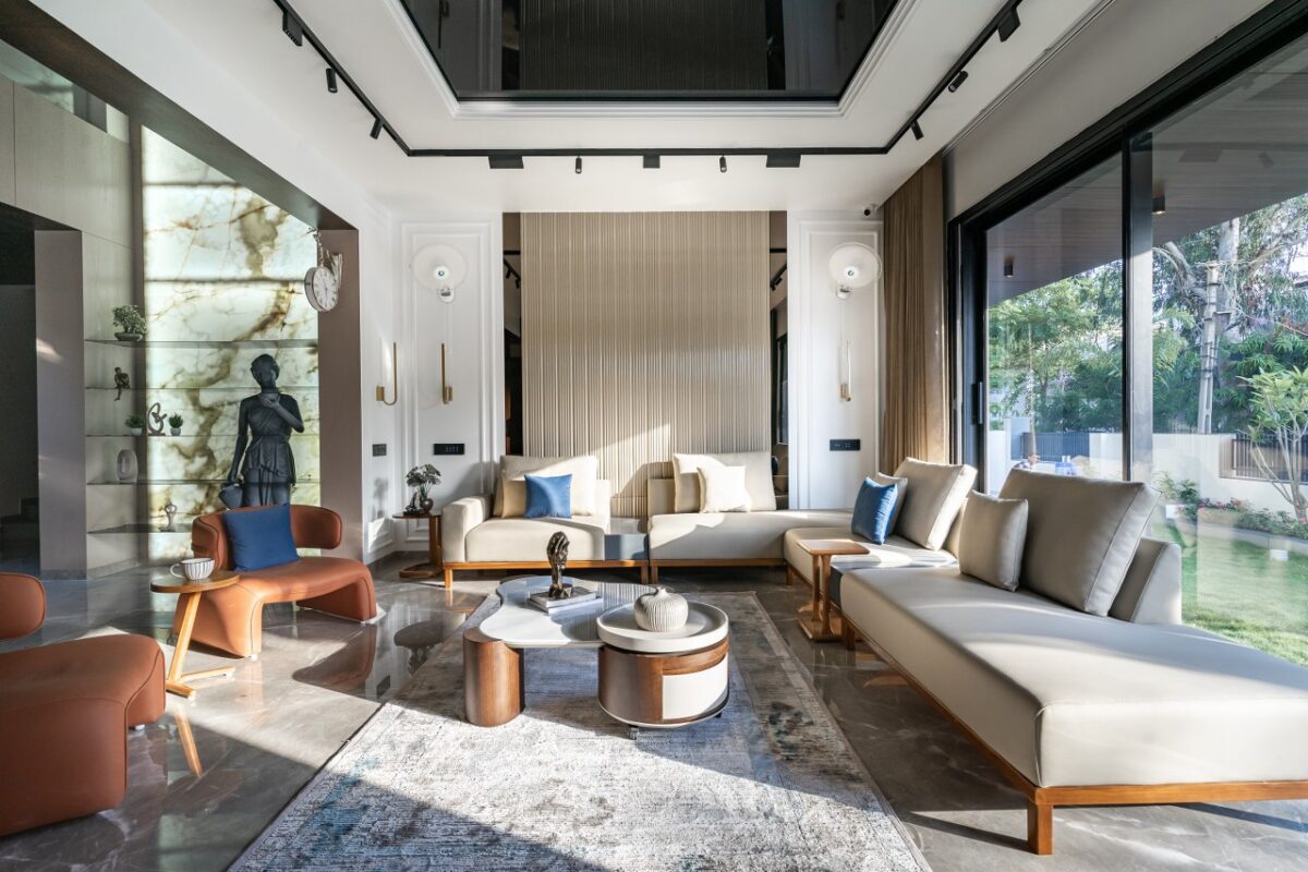 This Exquisite Luxury Bungalow Reflects the Client's Discerning Taste ...