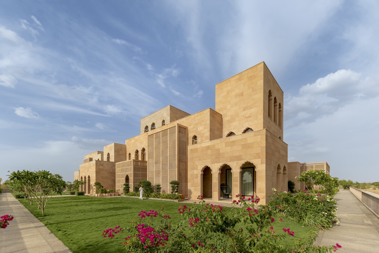 This House Imbibes The Traditional Principles Of Rajasthan Architecture ...