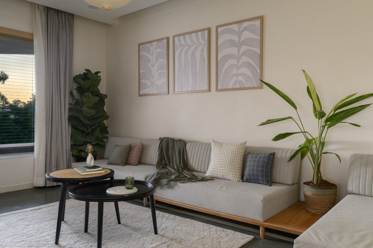 This Three Bedroom Apartment Blends Modernism And Minimalism ...