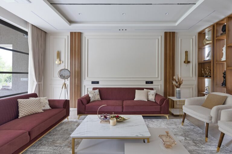 This Exquisite 5bhk House Epitomises Luxury and Elegance | Montdor ...