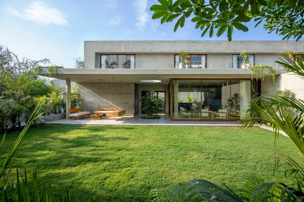 house with concrete walls