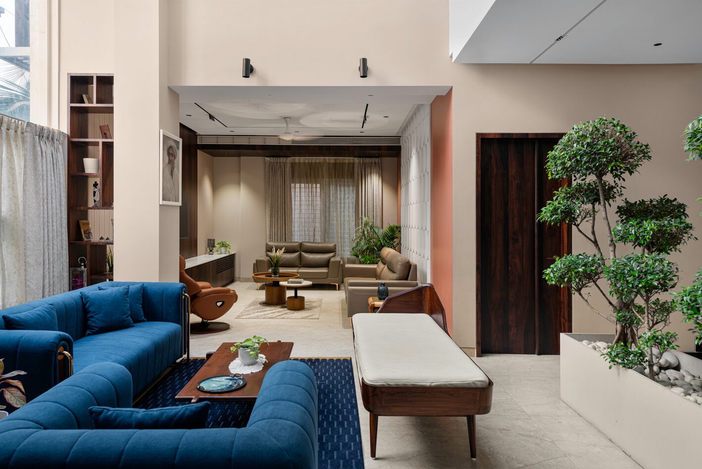 A Neutral Palette is Introduced to the Minimalist Modern Home | Design ...